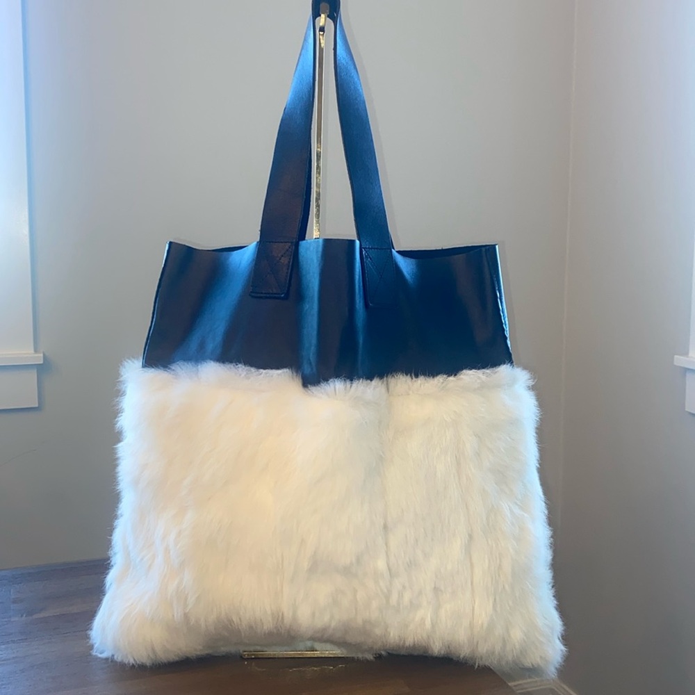 Manon Martin Tote Rabbit Fur & Cowhide, EUC